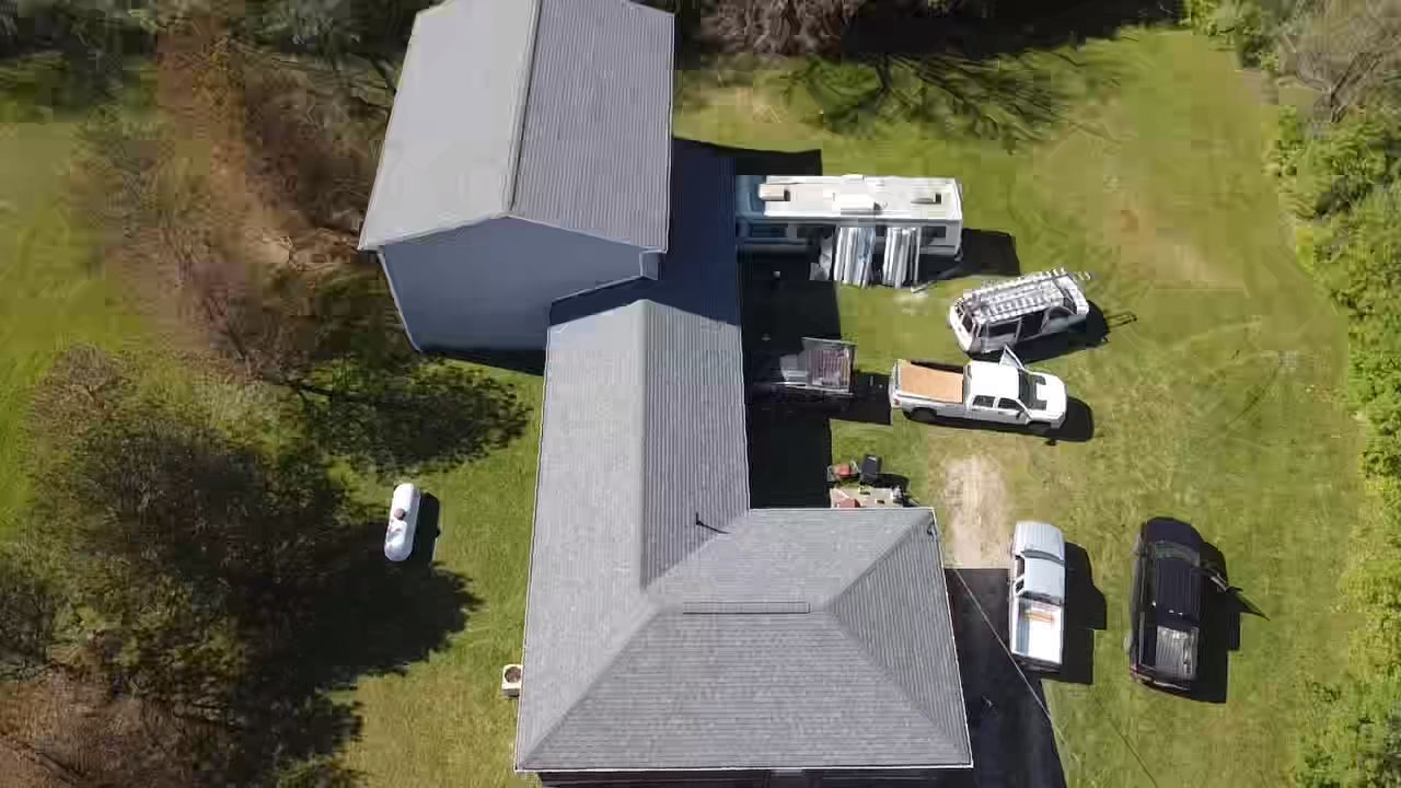 PHOTO-2024-04-15-17-23-57 - Copy Supreme Roofing - Best Roofing Companies in Columbus.